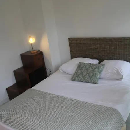 公寓 3 Mn, 14 People , 4 Bedrooms, 2 Parkings Prives