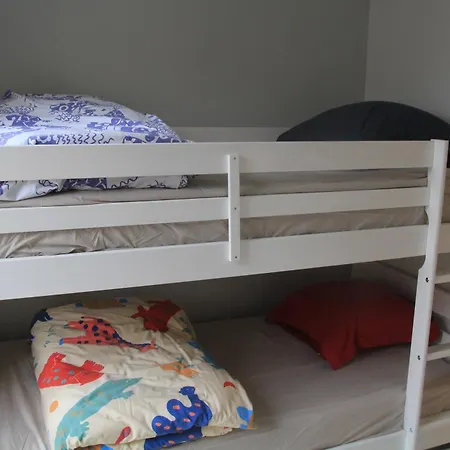 3 Mn, 14 People , 4 Bedrooms, 2 Parkings Prives Apartament Chessy (Seine-et-Marne)